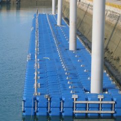 浮筒和浮箱搭建的水上平臺優(yōu)勢在哪？